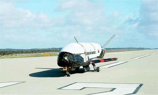 Skywatcher捕获神秘的X-37B军用飞机的罕见图像