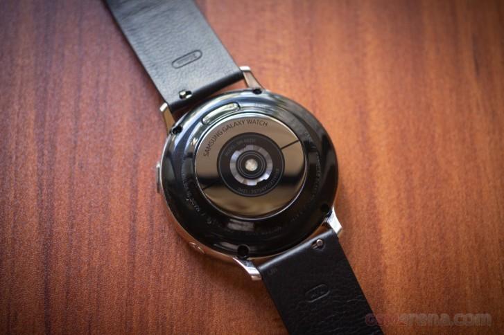 三星即将推出的Galaxy Watch具有钛金属变体