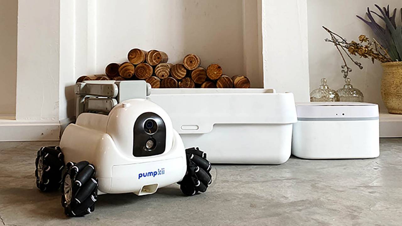 Pumpkii家用机器人就像可以铲掉垃圾箱的Roomba