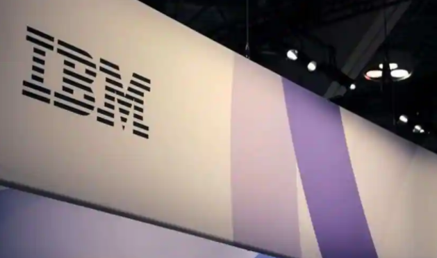 IBM扩展混合云服务，针对银行，医疗保健
