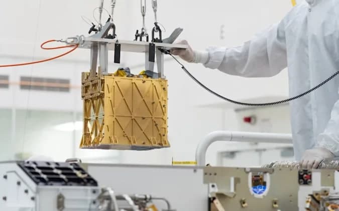 NASA的恒心漫游车将火星上的少量空气转化为可呼吸的氧气