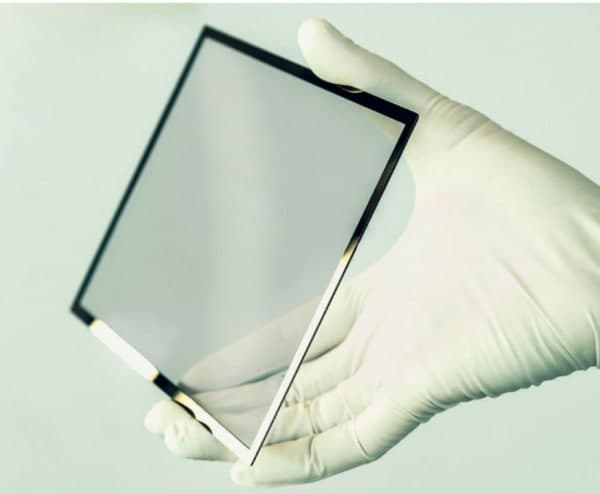 ASML今年将推出透光率超过90％的EUV保护膜，以提高光刻机的效率